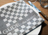 GÜDE napkin with buttonhole